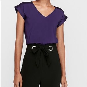 3/$18 Express Short Sleeve Purple Blouse zipper M